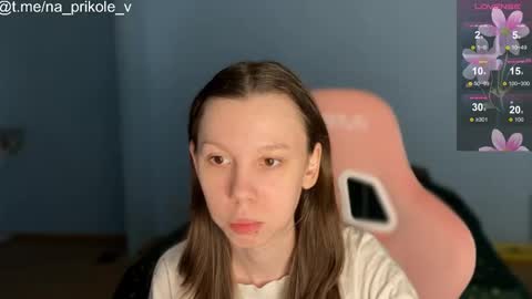 Snapshot of na_prikole_ chatting on 12.21.25 Vanessa and Julia online show from 12.21.25