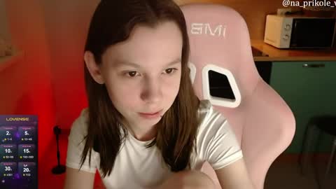 Vanessa and Julia  online show from 04.18.26