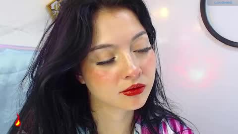 naamah_b online show from 02.06.25