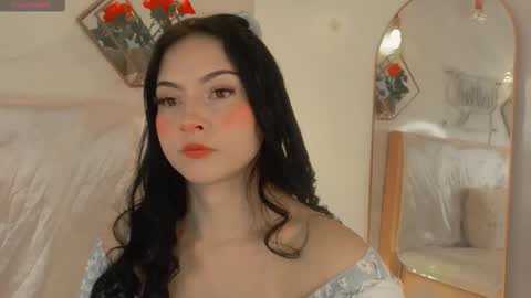 naamah_b online show from 11.27.25