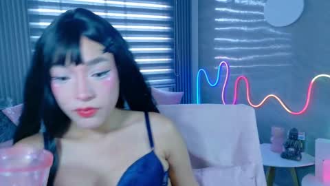 naaomi_cute online show from 10.16.25