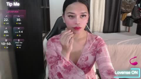 Nadia online show from 05.03.26