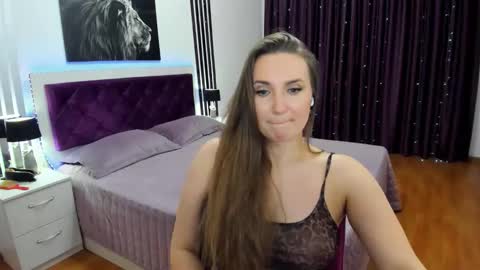 Snapshot of nadingracefull chatting on 11.08.25 NadinGracefull online show from 11.08.25