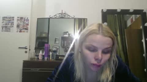 Snapshot of nadyagt chatting on 03.25.26 nadyagt online show from 03.25.26