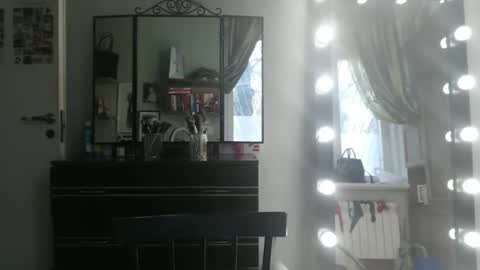 Snapshot of nadyagt chatting on 04.27.26 nadyagt online show from 04.27.26