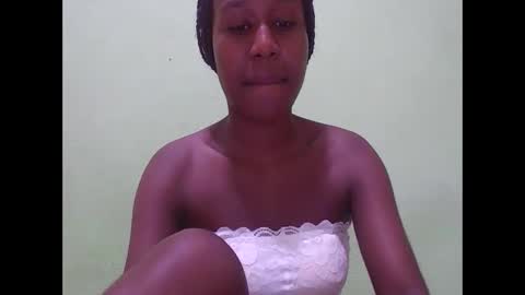 nah296652 online show from 05.02.26