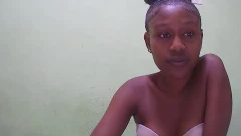 nah296652 online show from 05.14.26