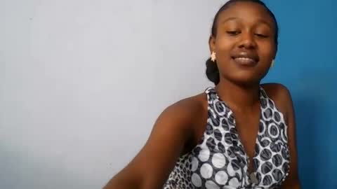 nah296652 online show from 06.19.26