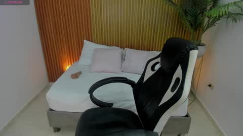 Snapshot of nahia_13 chatting on 02.06.25 N A H I A online show from 02.06.25