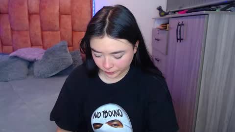 nahia cute     only   online show from 11.12.25