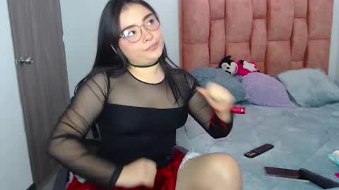 nahia cute     only   online show from 12.13.25