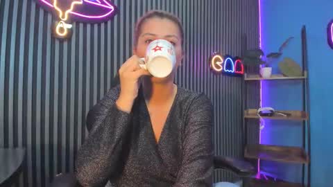 Snapshot of nahiajhonson_ chatting on 11.15.25 Nahia online show from 11.15.25