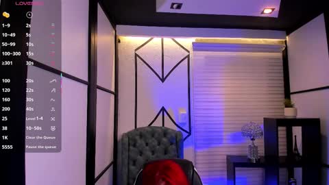 Nahomi online show from 11.28.25