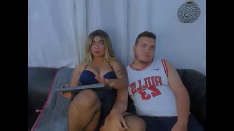 Nahomy online show from 11.07.25