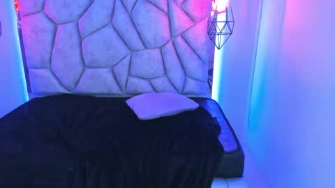    online show from 01.24.25