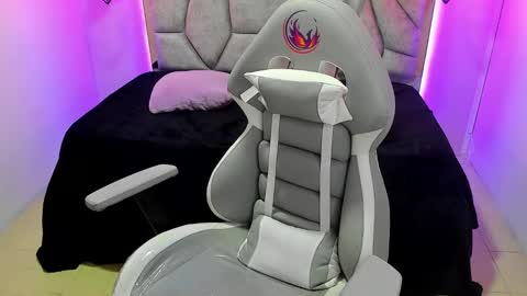    online show from 02.13.25