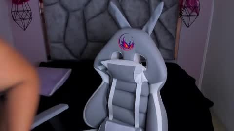    online show from 02.14.25