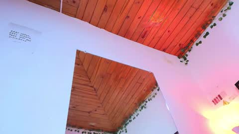 Naia x online show from 01.09.26