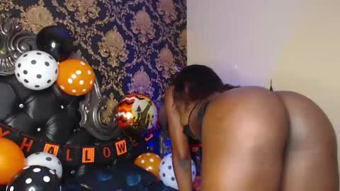 Naia online show from 10.30.25