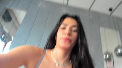 Naila online show from 12.12.24