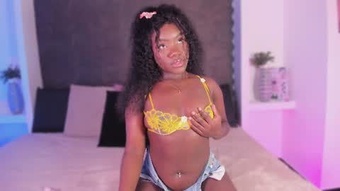 Snapshot of naina_deivis33 chatting on 06.23.26 naina deivis33 online show from 06.23.26