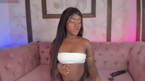 Naina online show from 12.18.25