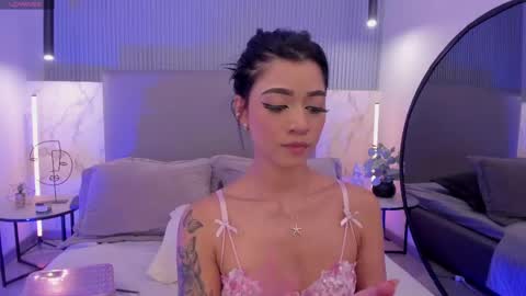 Snapshot of naishaford_1 chatting on 09.25.25 Naisha Ford online show from 09.25.25