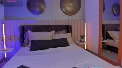 Snapshot of naishaford_1 chatting on 11.14.25 Naisha Ford online show from 11.14.25