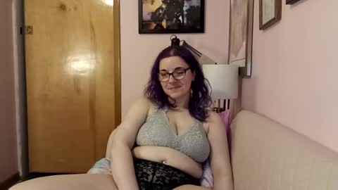 Lizzy online show from 01.20.25