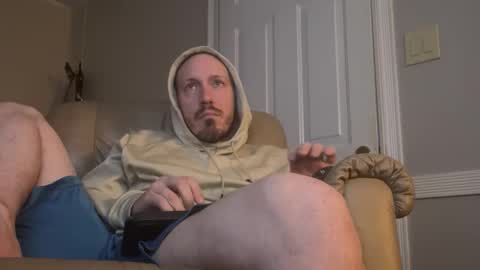 Snapshot of nakedkyguy chatting on 06.08.26 nakedkyguy online show from 06.08.26
