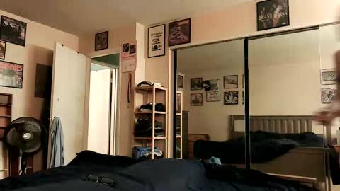 nakedmonkey online show from 11.19.25