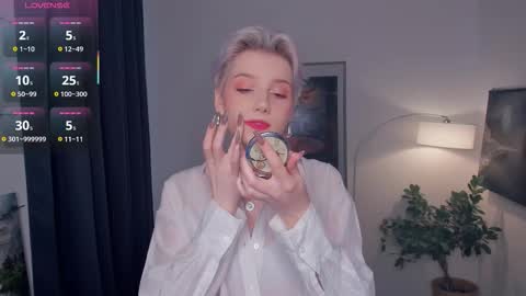 Kate online show from 10.19.25