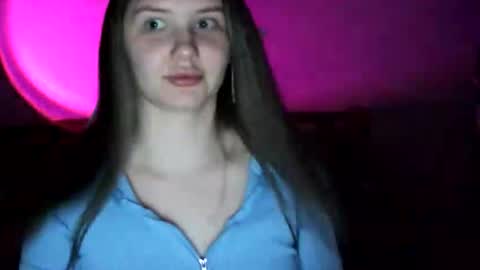 Snapshot of nalorine chatting on 03.31.26 Lola online show from 03.31.26