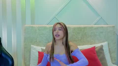 Snapshot of nami_sweet_ chatting on 09.24.25 nami_sweet_ online show from 09.24.25