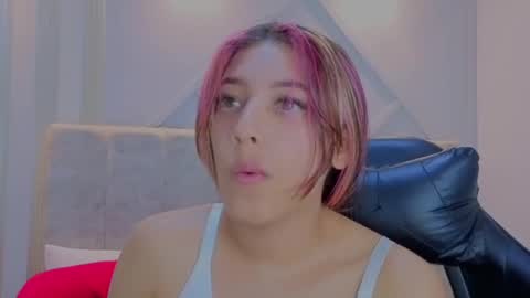 Snapshot of nami_sweet_ chatting on 10.12.25 nami_sweet_ online show from 10.12.25