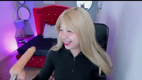 namiko_park online show from 02.16.25