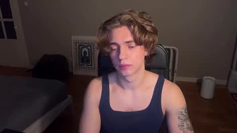 Snapshot of namiraaxel chatting on 01.16.25 Georges online show from 01.16.25