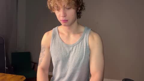 Snapshot of namiraaxel chatting on 09.23.25 Georges online show from 09.23.25