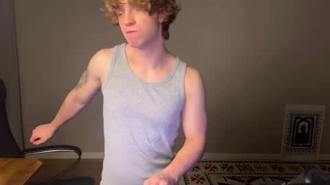 Snapshot of namiraaxel chatting on 10.01.25 Georges online show from 10.01.25