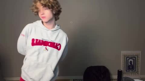 Snapshot of namiraaxel chatting on 10.29.25 Georges online show from 10.29.25