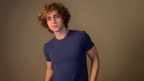 Snapshot of namiraaxel chatting on 10.30.25 Georges online show from 10.30.25