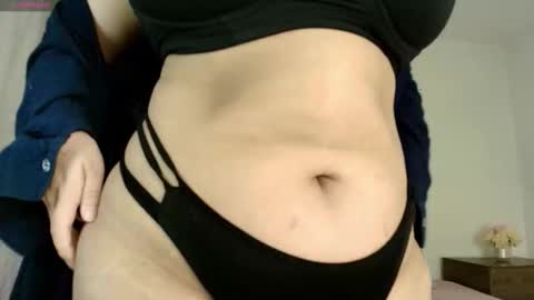 NamiThompson online show from 02.20.26