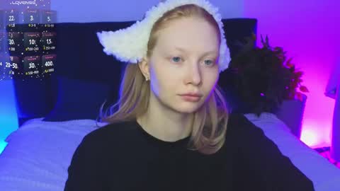 Snapshot of nanami_v02 chatting on 02.16.25 Maeve online show from 02.16.25