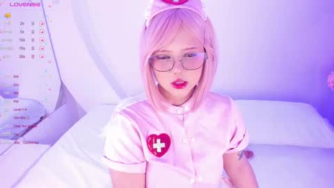 NanaOsaky online show from 10.20.25