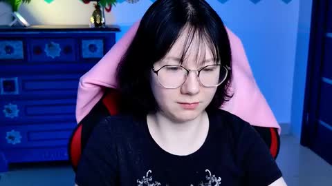 Snapshot of nancymartinez chatting on 10.25.25 nancymartinez online show from 10.25.25