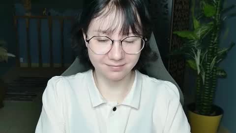 Snapshot of nancymartinez chatting on 11.03.25 nancymartinez online show from 11.03.25