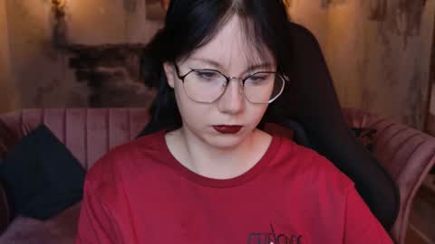 Snapshot of nancymartinez chatting on 11.06.25 nancymartinez online show from 11.06.25