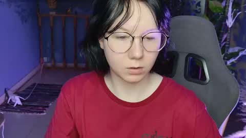 Snapshot of nancymartinez chatting on 11.20.25 nancymartinez online show from 11.20.25