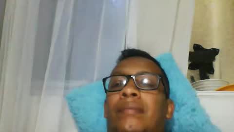 Nando Rincon online show from 12.22.25