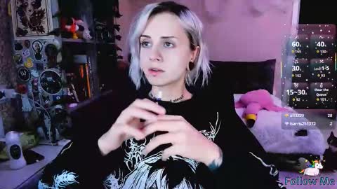 Monday-Friday 12-4 AM and 6-9 AM New York time online show from 11.12.25